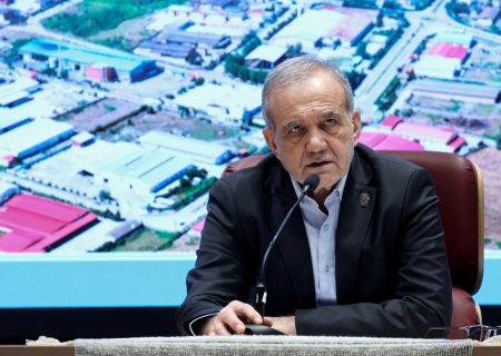 رئیس جمهور: مردم آمریکا از «اول اسرائیل» عصبانی هستند