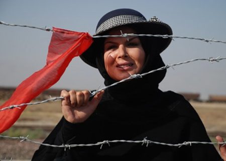 چطور برای مردمم اشک نریزم/مباد یک وجب از خاکمان زیرپوتین ‌بیگانه بیفتد