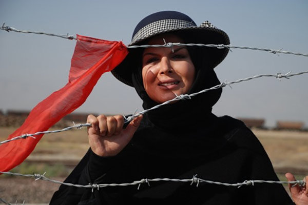 چطور برای مردمم اشک نریزم/مباد یک وجب از خاکمان زیرپوتین بیگانه بیفتد
