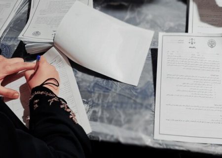ثبت بیش از ۵ شکایت در سال، شما را «شاکی حرفه‌ای» می‌کند +
سند