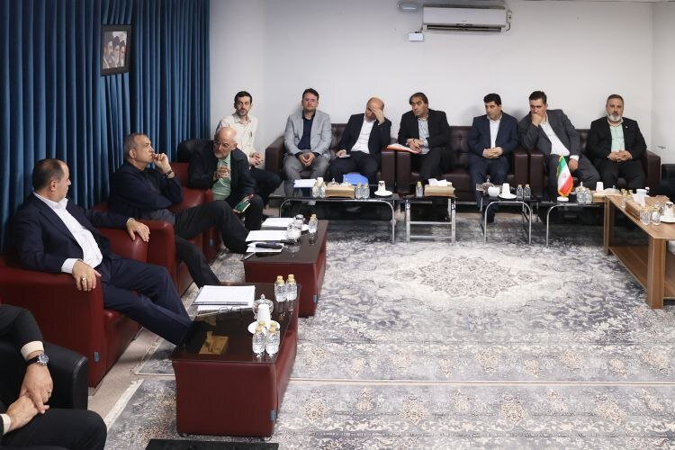 پزشکیان: شرکتهای دولتی باید بازوی دولت در امنیت غذایی باشند