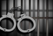 کشف مقادیر زیادی موادمخدر «گل» از زن موادفروش