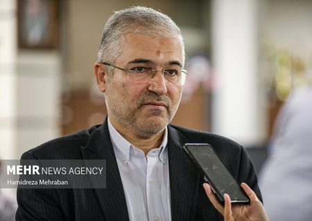 فلسفی: توسعه خودروهای هیبریدی و برقی ضروری است