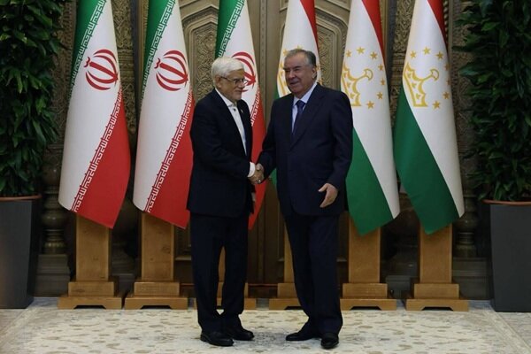 تأکید عارف و امامعلی رحمان بر ایجاد اتحادیه کشورهای فارسیزبان