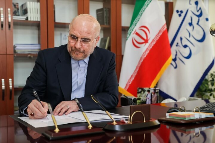قالیباف: مجلس مطالبات و موانع معیشتی پرستاران را پیگیری می کند