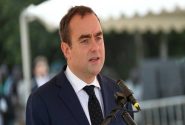 معترضان فرانسوی باز هم توسط نخست وزیرشان تهدید شدند