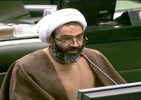 نقدعلی: ۷۲ سالگی وزیر پیشنهادی دفاع برای ما محل شبهه است