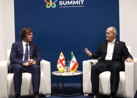 پزشکیان: فکر می‌کنند می‌توانند تسلیم‌مان کنند اما زیر بار زور نمی‌رویم